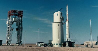 26 NOVEMBRE 1965 : ASTERIX S’ENVOLE DANS L’ESPACE 26 NOVEMBRE 1965 : ASTERIX S’ENVOLE DANS L’ESPACE