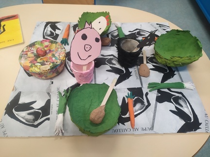 Une table pour le loup