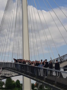 Sur le pont qui emjambe le Rhin